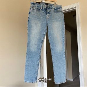 Banana Republic Men’s Light Wash Skinny Jeans